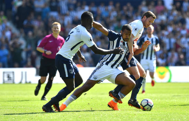 隊伍早已成 隊伍早已成