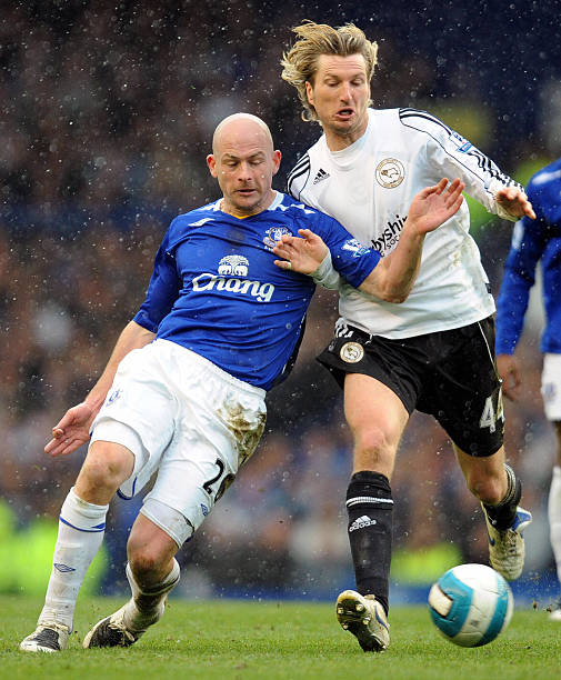 巴西世界杯出局後大量粉絲轉投阿根廷 球王貝利臥病在床也贊梅西助攻美妙.